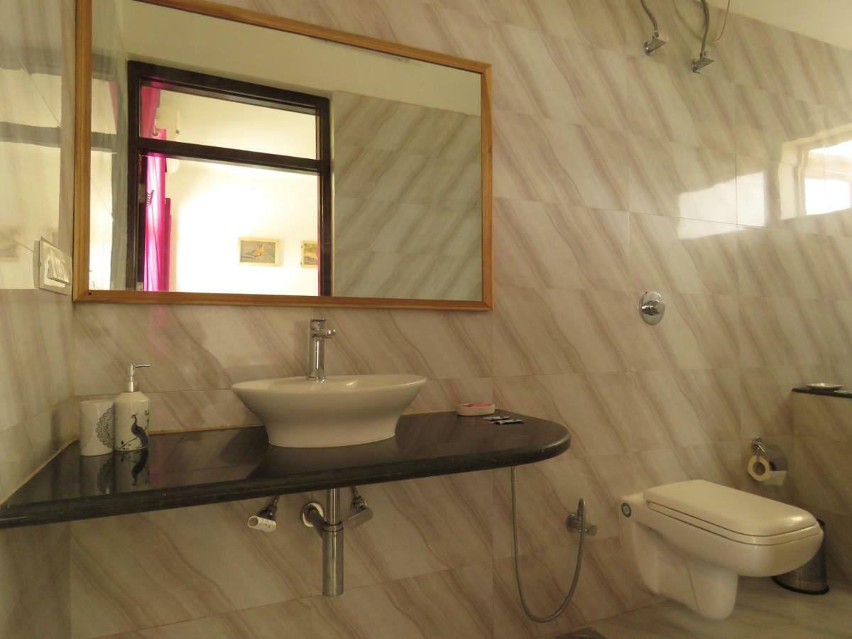 Ibishouse Farm Stay Баратпур Екстериор снимка